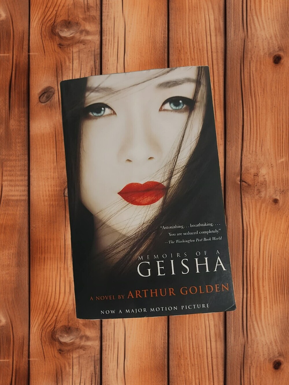 ​Memoirs of a Geisha by Arthur Golden – Vintage Canada Edition